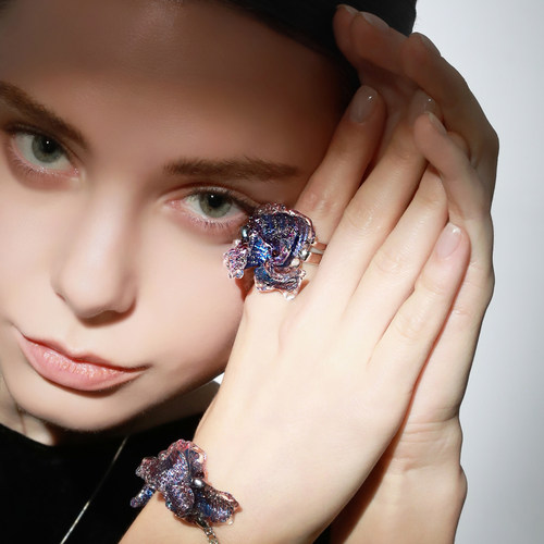 【新款】ATRIAL SENSING高级蓝紫色花朵戒指独特轻奢开口食指戒女