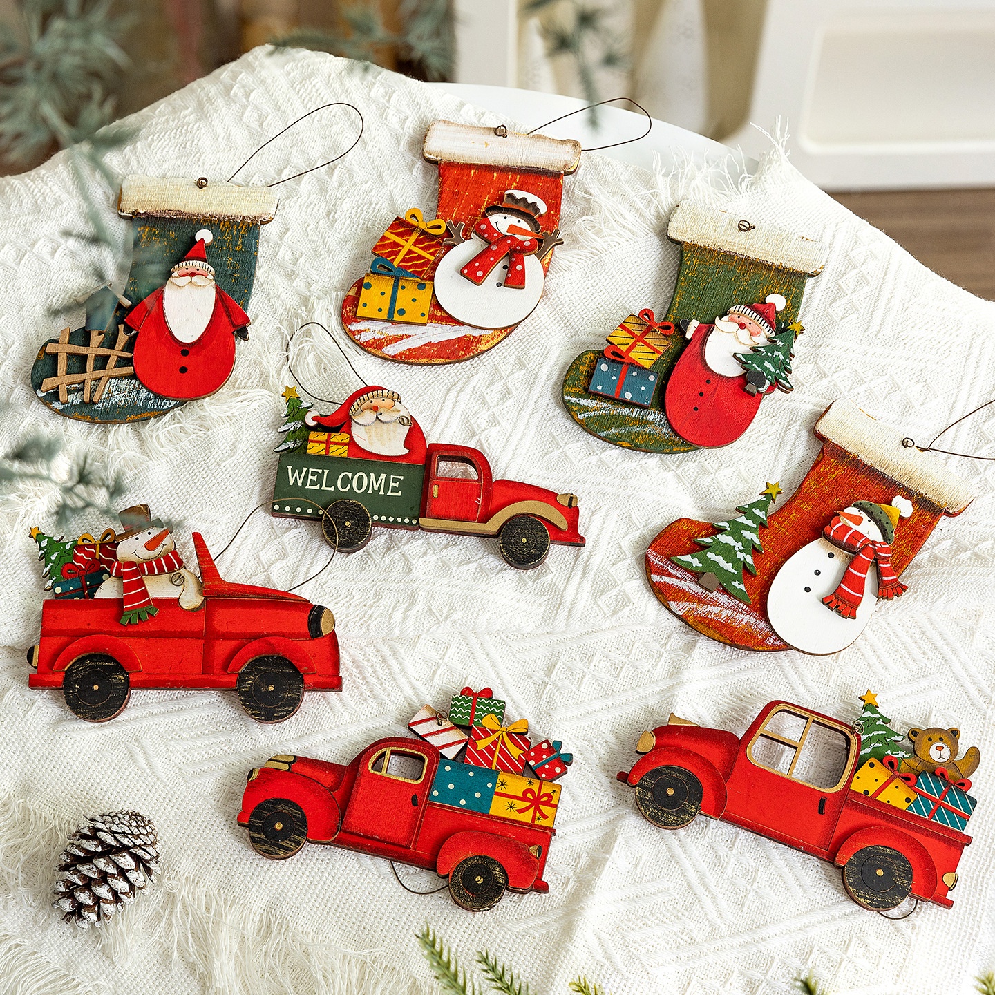 跨境圣诞装饰挂件彩绘木牌小熊汽车小挂件雪人礼物袜子圣诞树挂饰