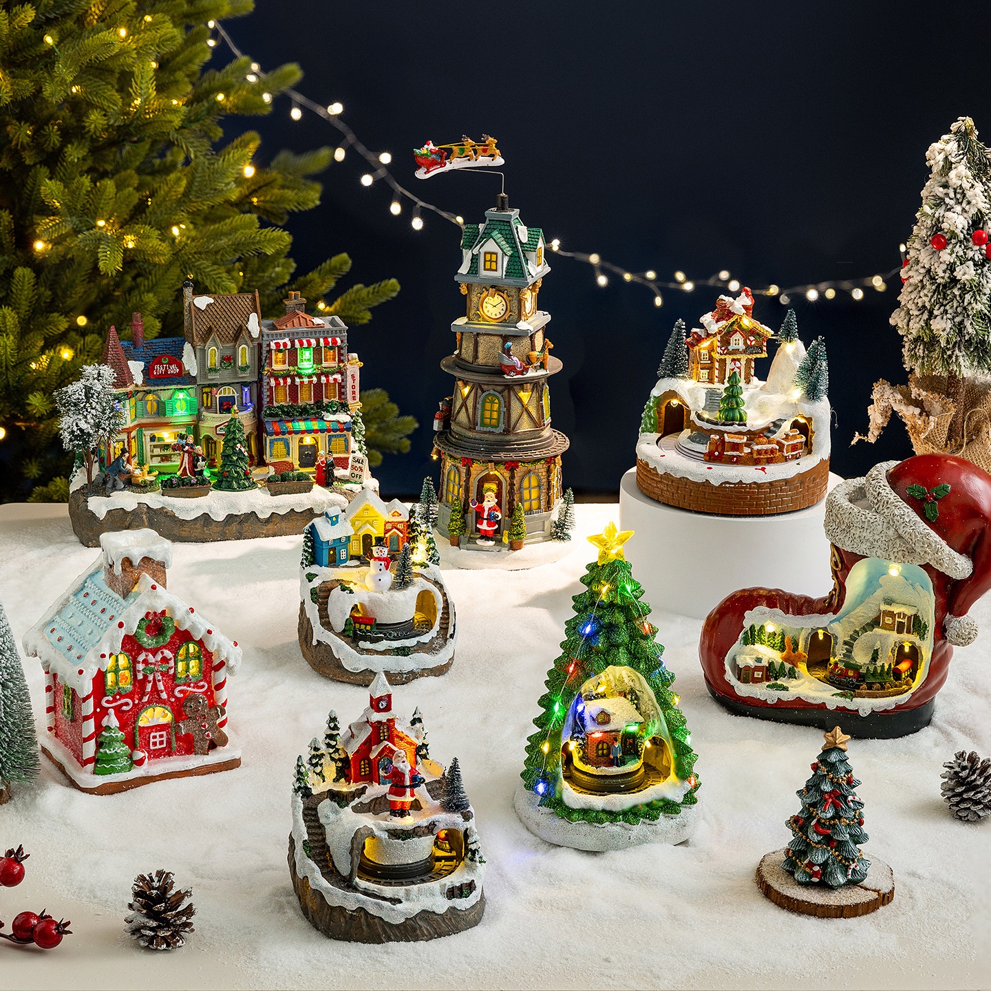 雪杉圣诞装饰品发光旋转火车音乐盒圣诞树雪屋桌面摆件圣诞节礼物