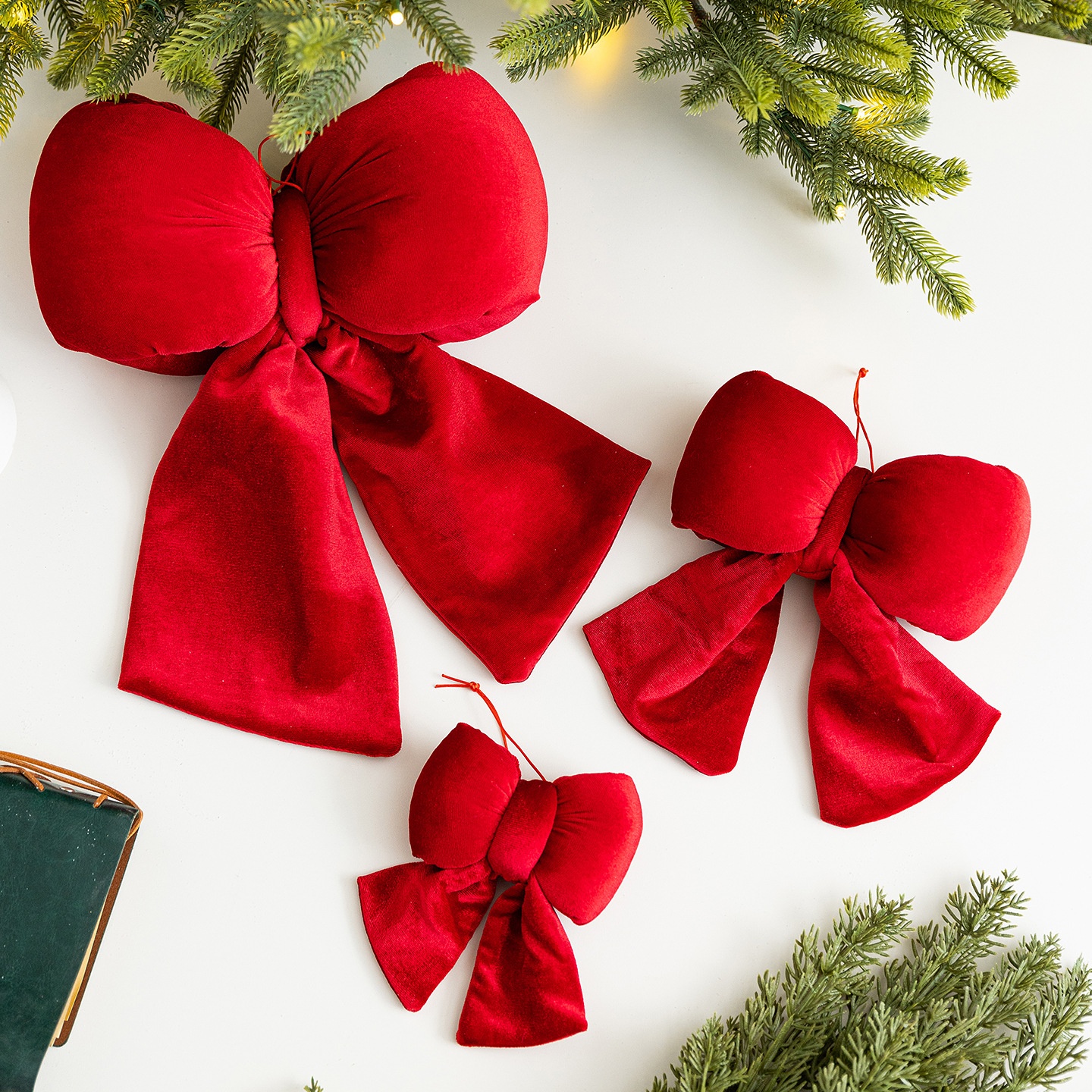 跨境圣诞节大号立体韩国绒蝴蝶结圣诞树挂饰新年婚礼氛围场景装扮