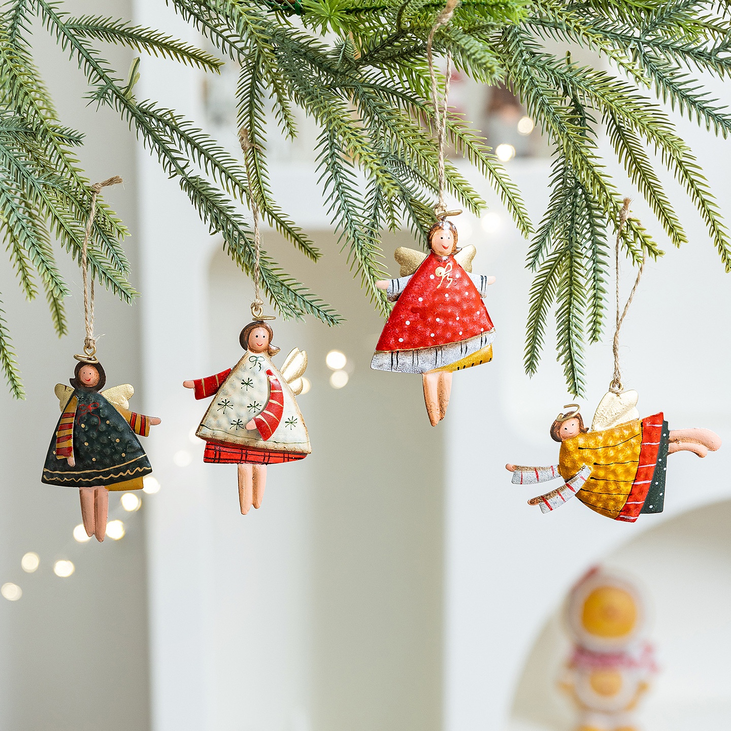 跨境圣诞装饰铁艺挂件可爱彩色天使家居温馨小配件圣诞树上挂件