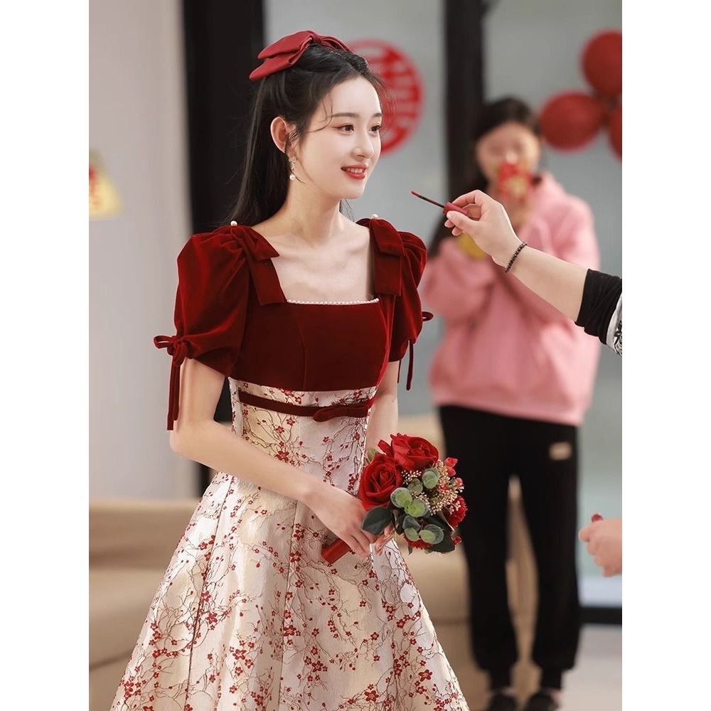 红色敬酒服2025新款新娘高端订婚宴会回门服平时可穿小个子连衣裙