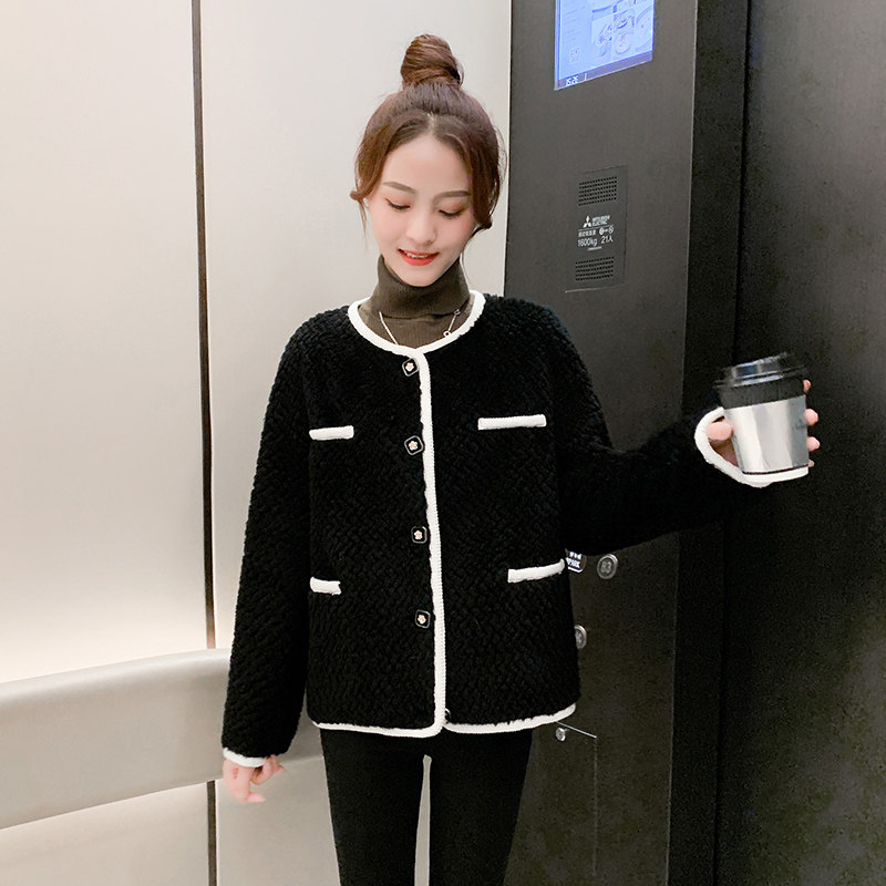 秋冬小香风羊羔毛短款颗粒绒外套