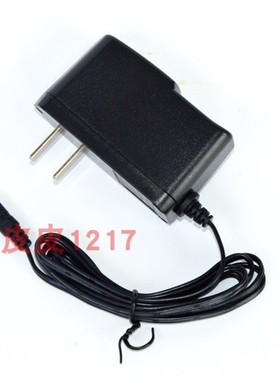 品明  PM-760 8208强光手电筒 充电器