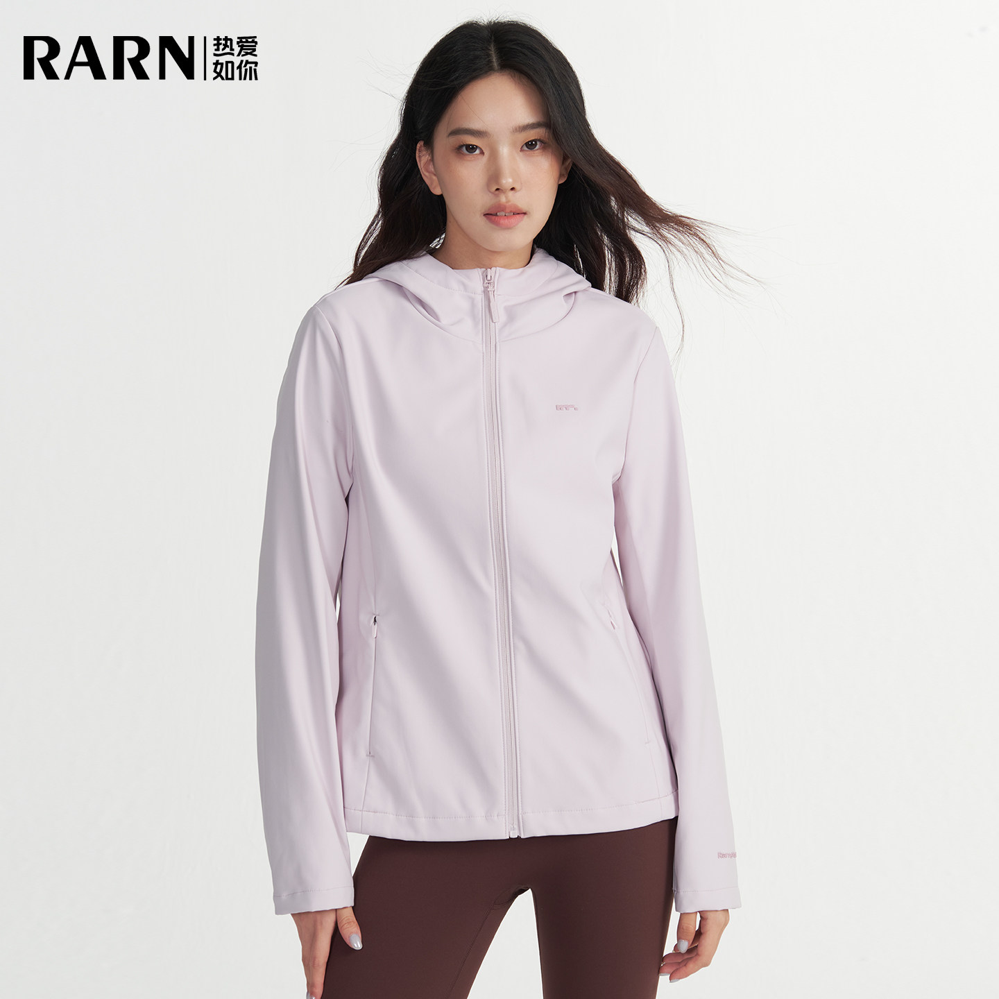 RARN2026秋季新款2.0修身软壳外套女收腰显瘦防风防水徒步登山服图片