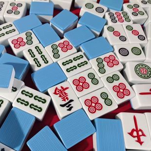 新款包邮家用麻将牌 手搓麻将 中大号四川麻将牌108张 广东麻包邮