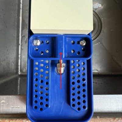 磨刀石固定架加厚塑料可调节家用水槽磨刀石支架304不锈钢配件