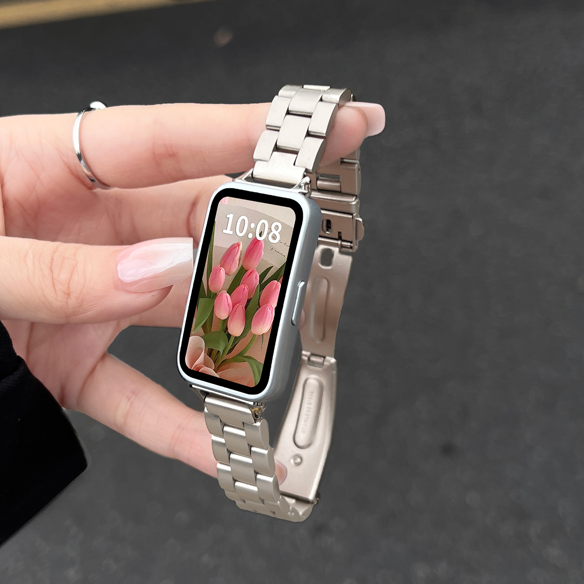 UHADA金属三珠表带高级感女款