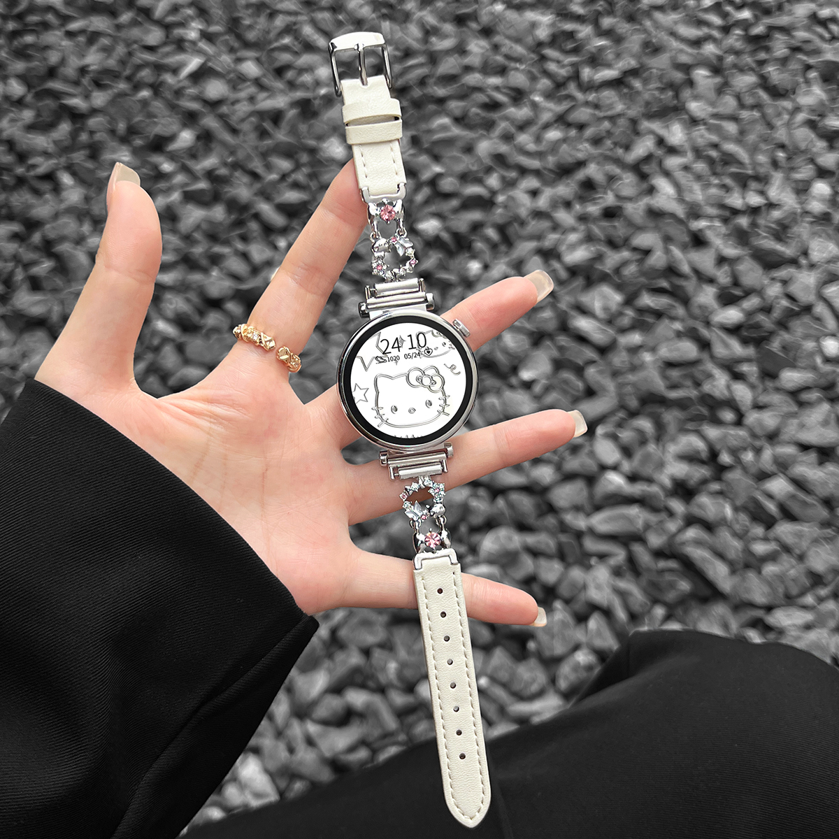 UHADA新款时尚蝴蝶间皮手表带