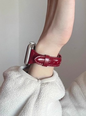 适用applewatchs10手表带11真皮红色iwatchs10系列创意s9苹果手表链8小众新款se腕带7高级感女款智能质感女士