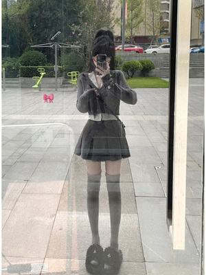 韩系chic别致两件套早秋冬季新款jk制服套装大方得体迪士尼穿搭