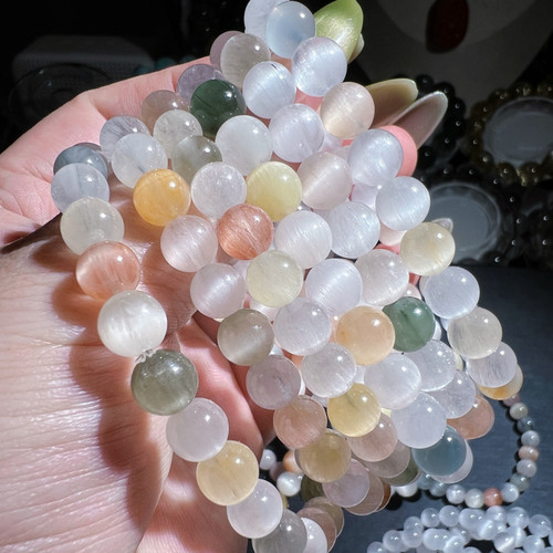 拉丝透体猫眼彩兔毛手链顺发钢丝