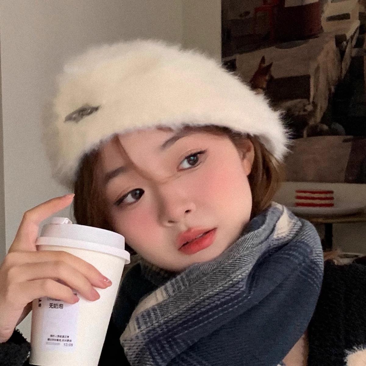 Classy key新加坡设计师联名款保暖显脸小反戴前进帽子毛绒