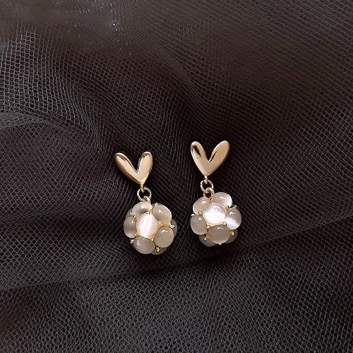 Classykey耳环纯银针爱心耳环女