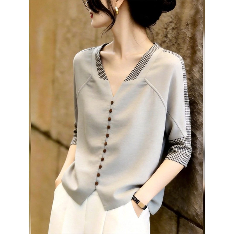 2026年秋季新品时尚法式绝美上衣新款气质衬衫显瘦女装休闲日常感