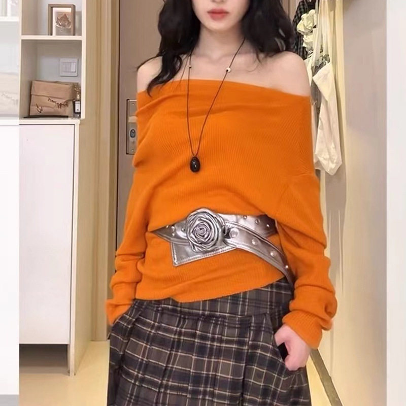 小个子橘色一字肩修身毛衣针织衫上衣女早秋设计感内搭露肩打底衫