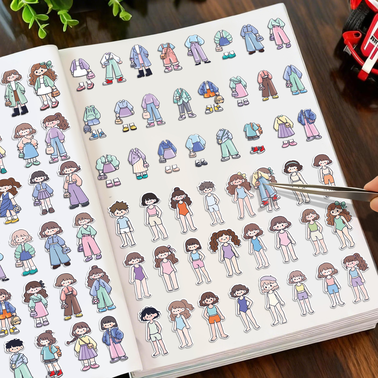 公主时尚换装泡泡贴纸本儿童玩具