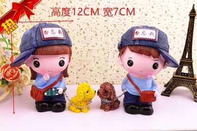 模型复古小小人偶卡通圣诞新款装饰可爱箱娃娃闺蜜吊脚友情朋友