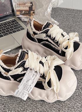 厚底面包鞋女2025巨好看配阔腿裤鞋子小众黑色帆布鞋时尚休闲运动