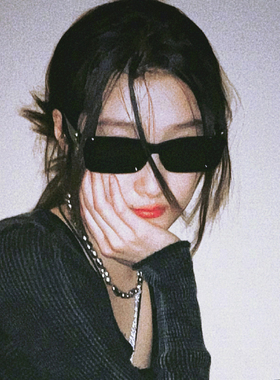 关晓彤同款长方形黑色小框墨镜女