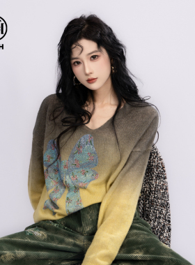 TCH烫钻淑女清新显瘦感针织衫2026春秋新款时尚休闲风T75C09E5139