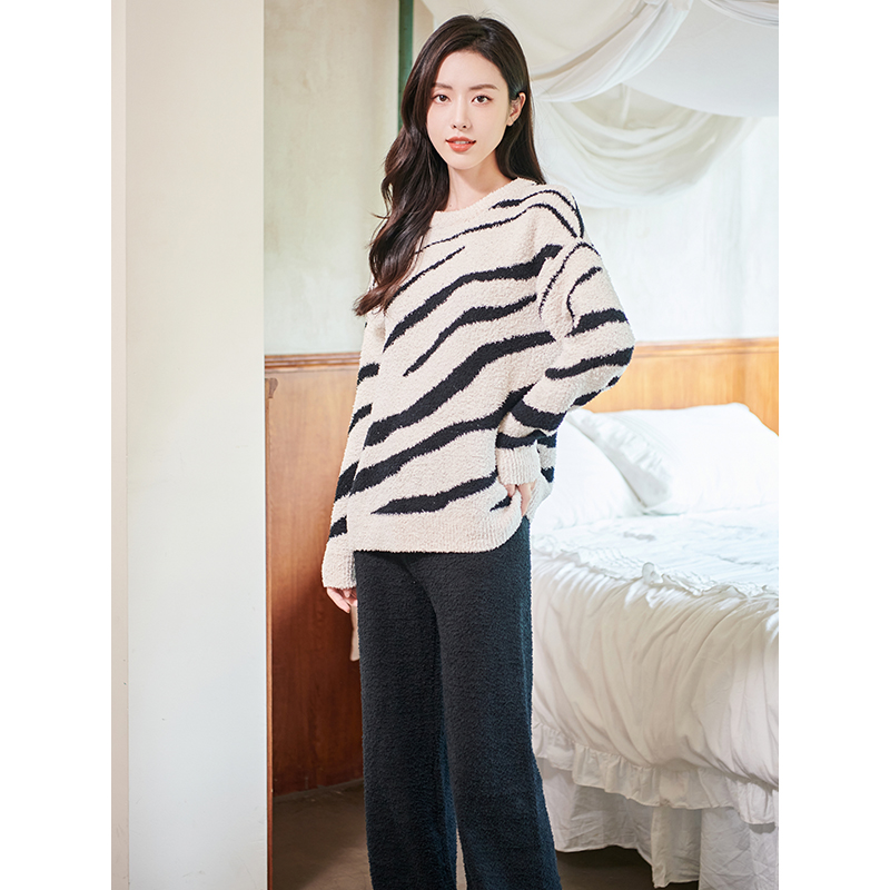 网红ins风保暖舒适睡衣女高级感