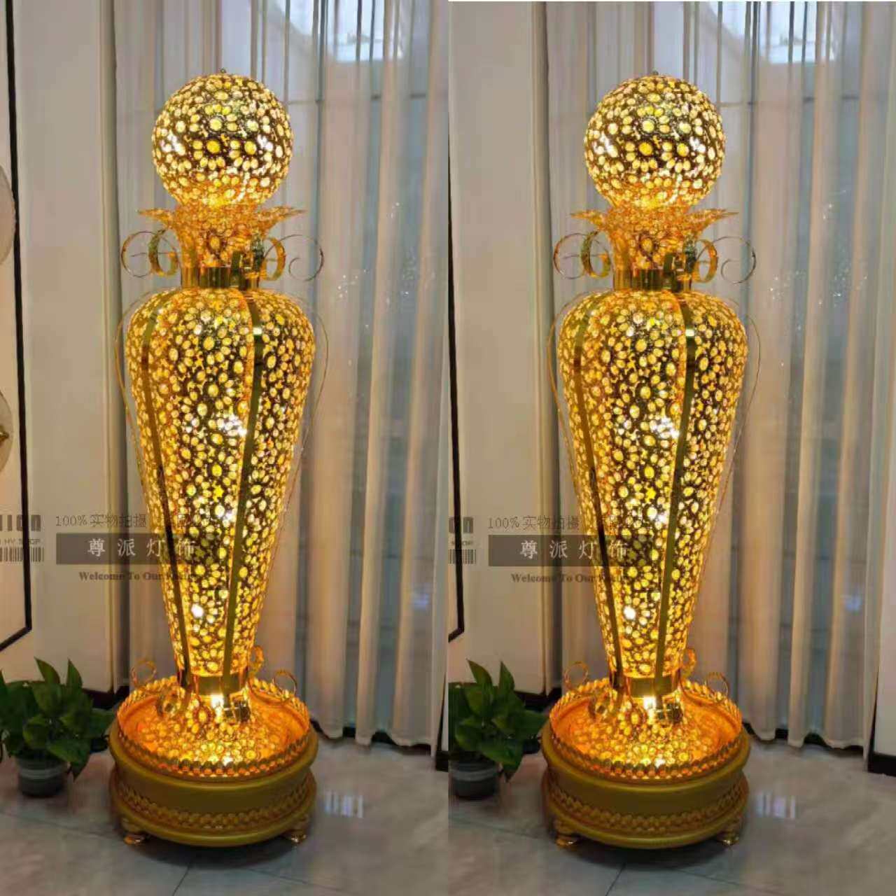 新中式金色铁艺镂空水晶落地灯