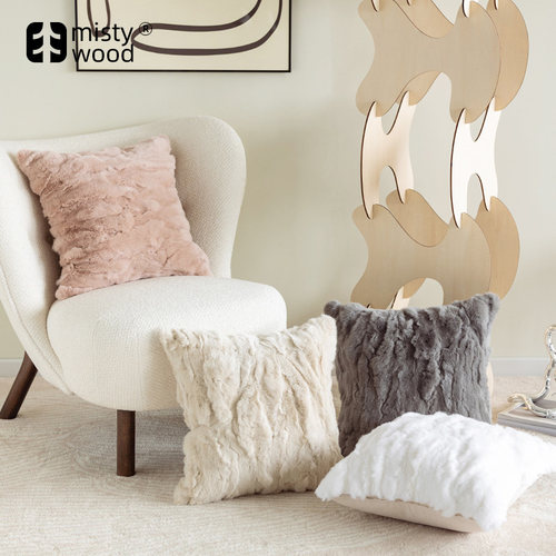 轻奢客厅床头靠垫抱枕獭兔毛