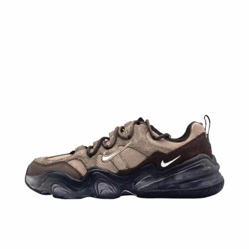 【定制球鞋】 Nike Tech Hera DEER 跑鞋   棕野巡航  FJ9532-101