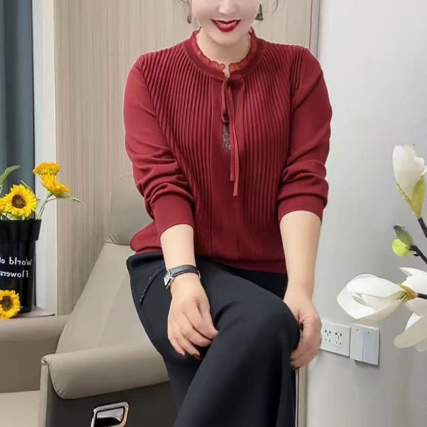 时尚减龄长袖纯色针织衫女2025冬季新款宽松显瘦洋气百搭妈妈上衣