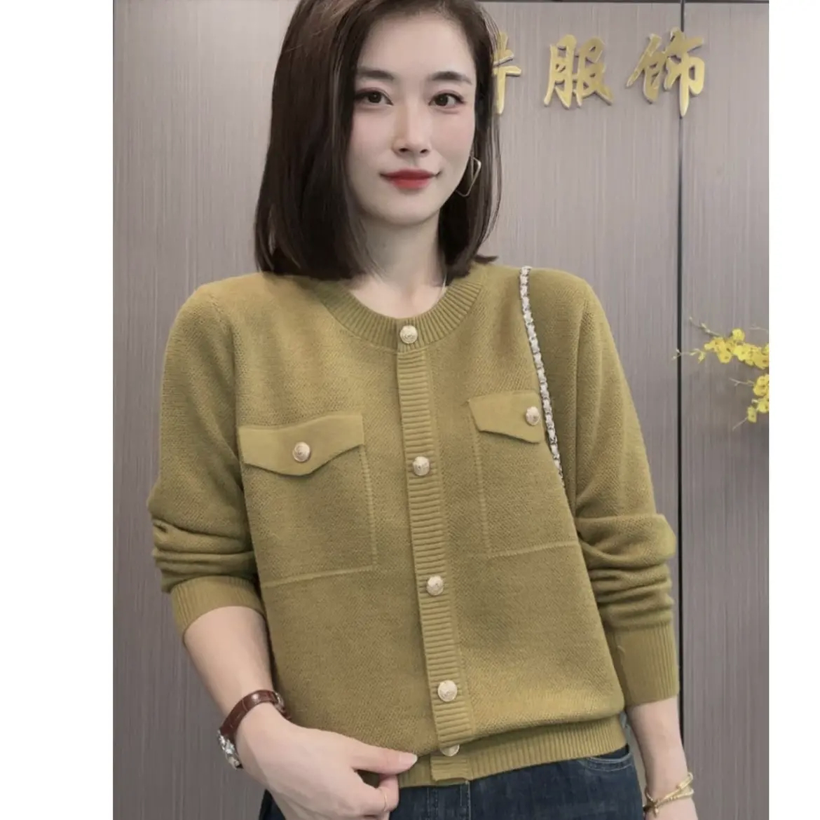 针织套头圆领纯色毛衣小香风女装