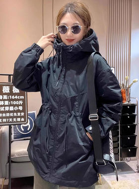 韩版中长款纯色冲锋衣连帽外套女