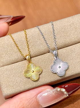 法式优雅S925纯银轻奢高级感镭射四叶草项链高级感女时尚直播货源