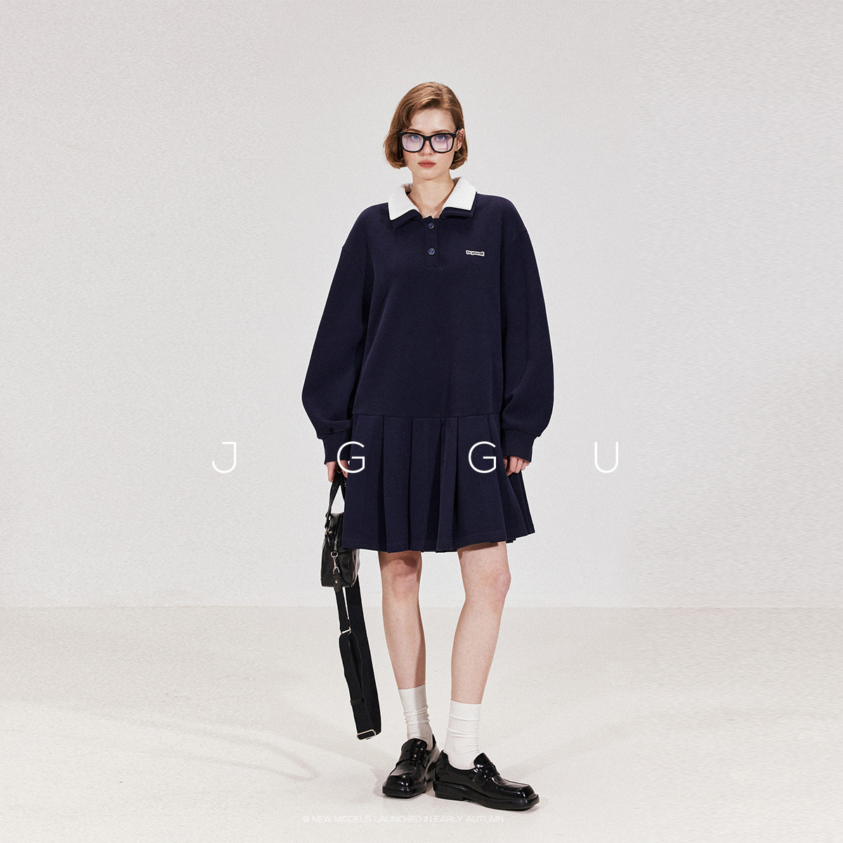 晶咕黑标JGGU【高智少女】高级感撞色双层POLO领下摆压皱连衣裙