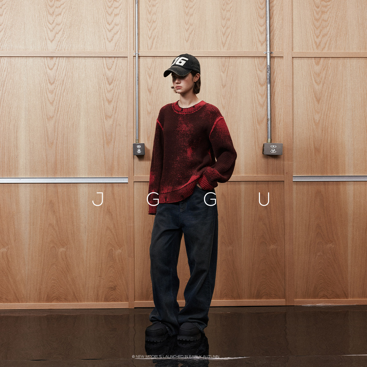 晶咕黑标晕染艺术做旧印花毛衣