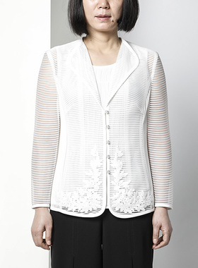 LIANGNUO靓诺白色镂空上衣LS19162A