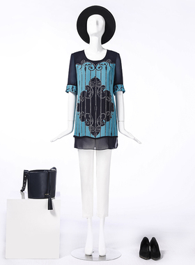 LIANGNUO靓诺藏蓝定位花开七分袖套头衫LT15231A