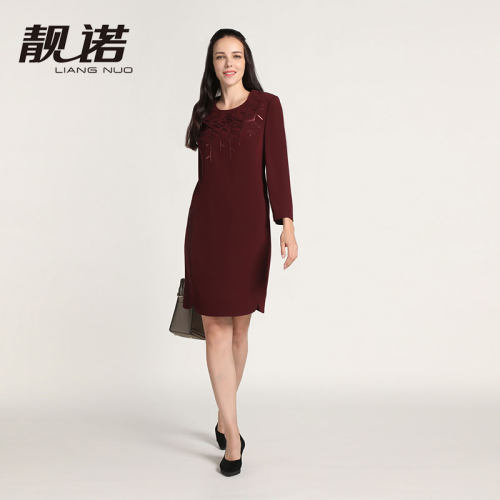 靓诺冬季打底裙子亮片刺绣优雅