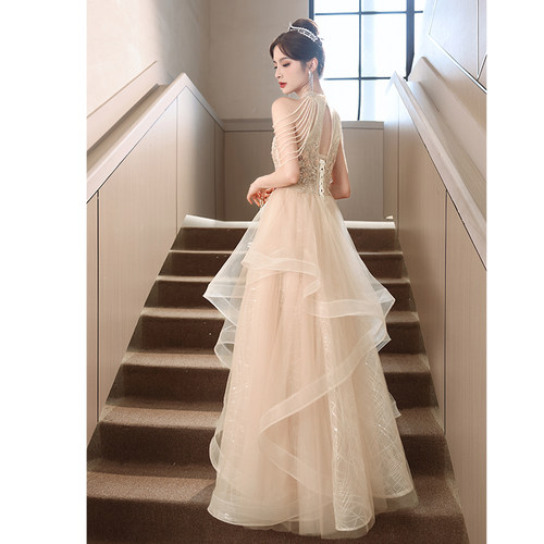 礼服小众轻奢高端订婚敬酒服晨袍