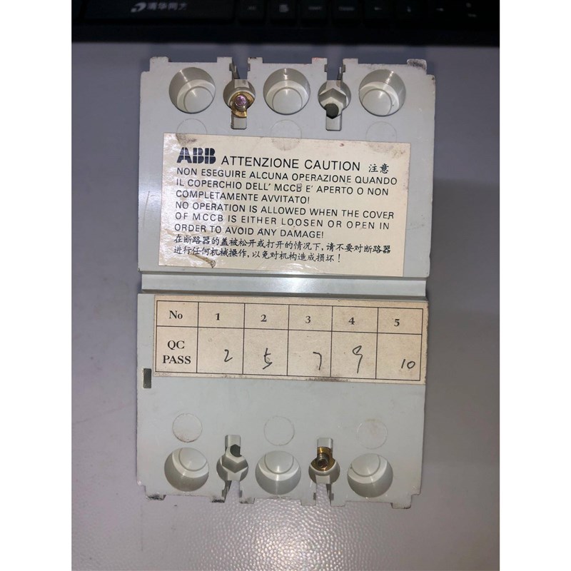 ABB断路器SACE S1N 4P 16A原装拆机件