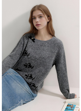 EF慵懒风时尚简约圆领上衣2025冬季新款宽松撞色蝴蝶装饰针织套衫