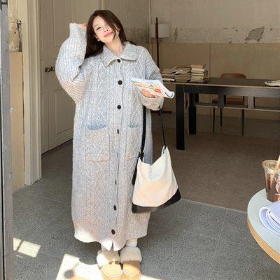 秋冬长款麻花宽松毛衣外套高领