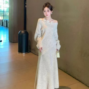 御姐范立体玫瑰花不规则半身裙套装 简约百搭针织两件套潮 秋冬新款