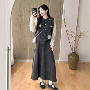 饰设计感小众开衫 蕾丝拼接袖 花朵立体装 秋冬新款 半身裙女 针织套装