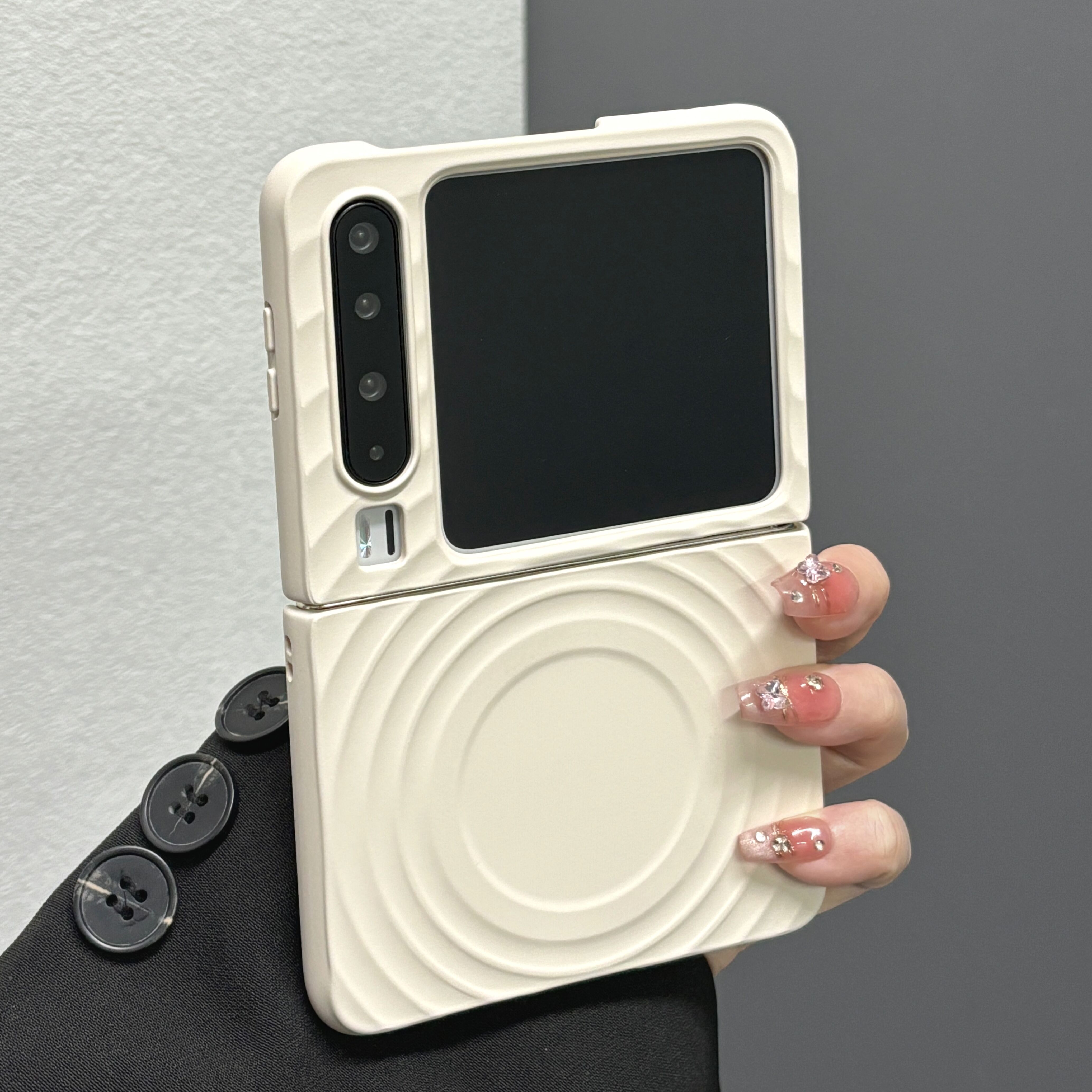 波漾纹阔折叠屏手机壳