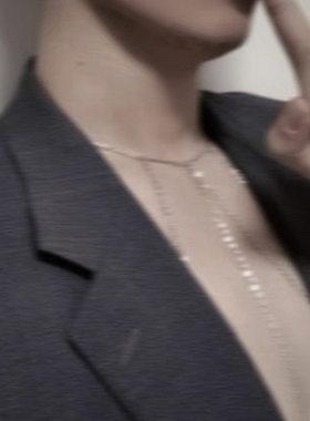 胸链身体链条男士大码200斤男款皓石闪钻不掉色项链饰品性感男生