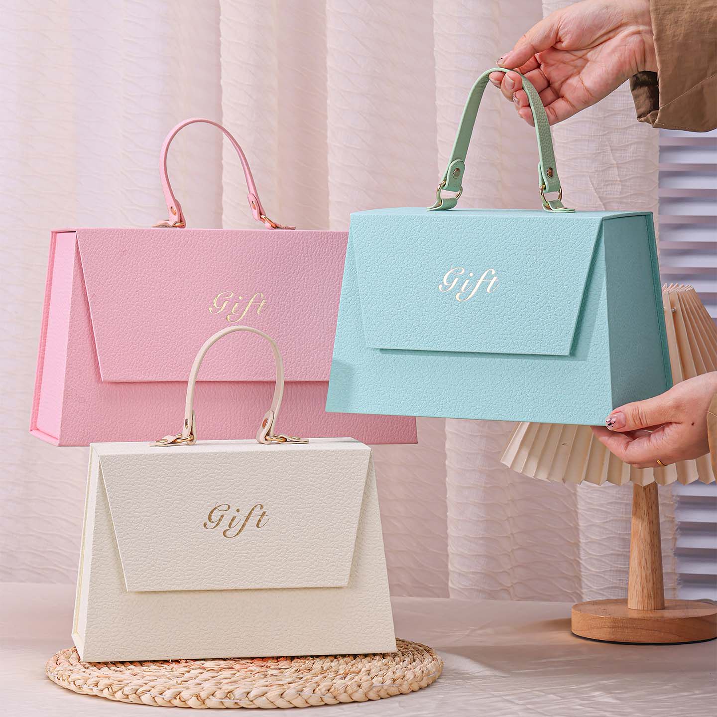 礼物盒生日礼盒空盒子新款婚礼伴手礼盒高级包装盒手提结婚喜糖盒