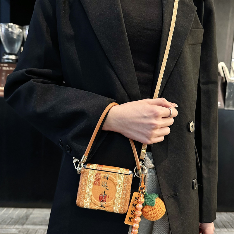 好柿发生日进斗金全包轴折叠壳