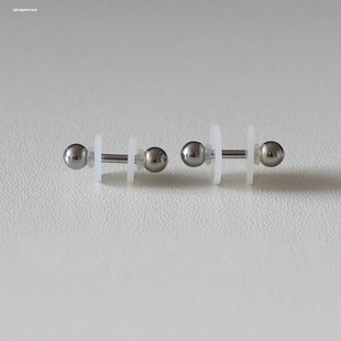 小飞碟防增生唇钉肚脐钉耳洞舌钉防内陷耳骨穿刺透明飞盘硅胶垫片