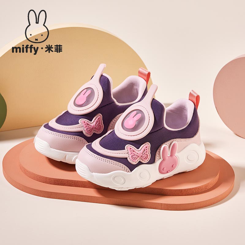 米菲女童春秋款一脚蹬跑步鞋
